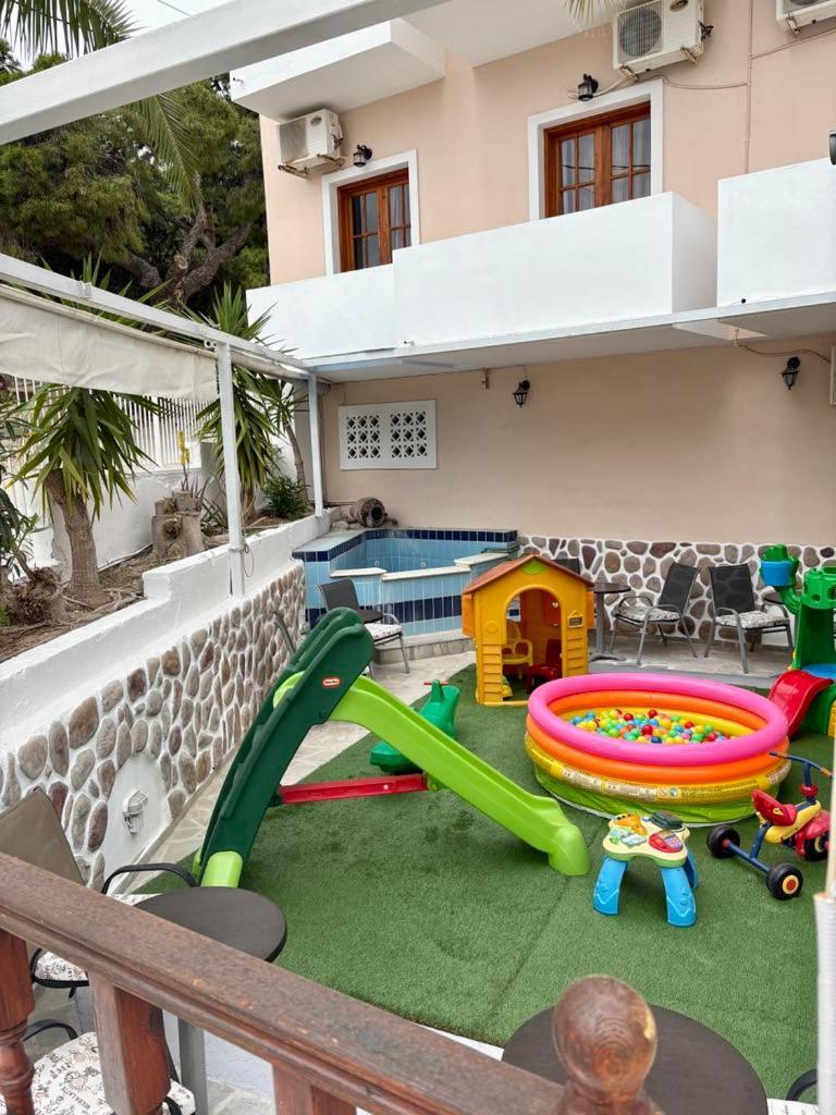 Costantonia Holiday Apartments Αγία Μαρίνα Εξωτερικό φωτογραφία